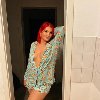 Hot_Bossbabe